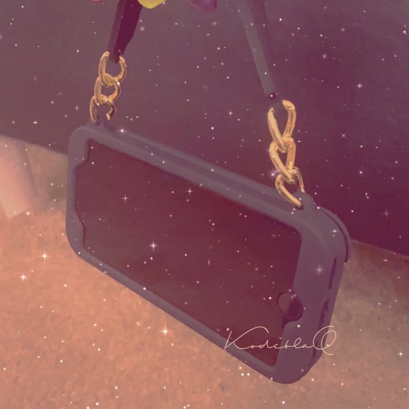 iPhone Chain Case with Wallet - Picture 3 of 3